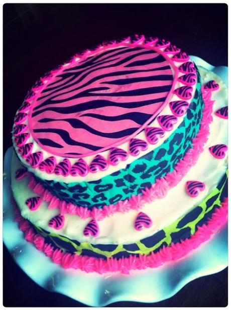 DIY HOT PINK and BLACK ZEBRA STRIPED Birthday Cake!