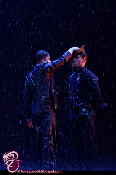 Won't You Love To Be SINGING' IN THE RAIN Now ~~~