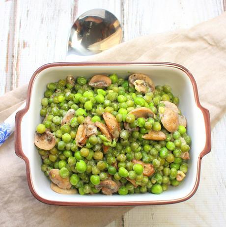 Creamy Peas with Mushrooms and Garlic Creamy Peas with Mushrooms and Garlic