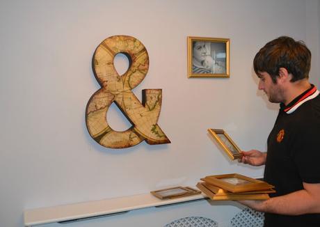 Displaying precious photographs
