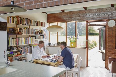 Eat-in kitchen in England with a George Nelson pendant light