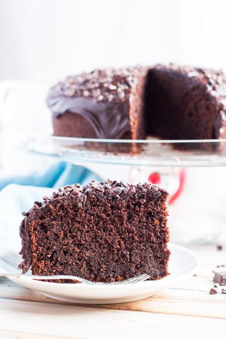 5 Minute Food Processor Chocolate Apple Cake