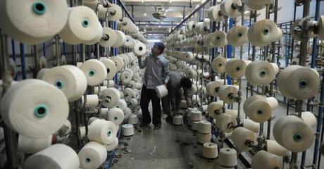 Despite new export opportunities, Pakistan's textile factories are shutting down due to energy shortages. (Photo: Dawn)