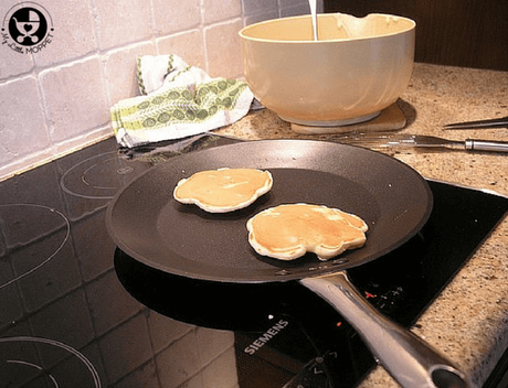 Eggless Apple Whole Wheat Pancake Recipe