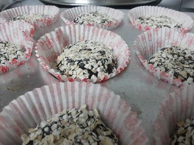 Oats,Whole wheat and Chocolate Brookie -Brownie Cookie