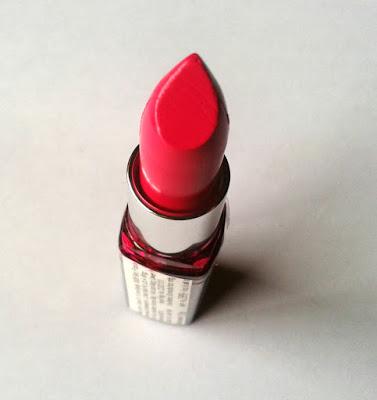 Maybelline Color Show Lipsticks in Red Rush & Fuchsia Flare Review & Swatches