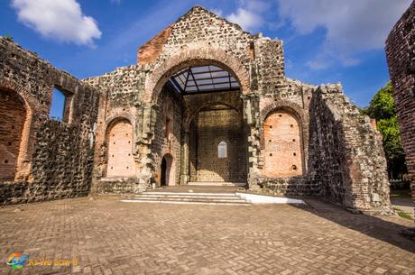 The ruins of the church and convent of Santo Domingo