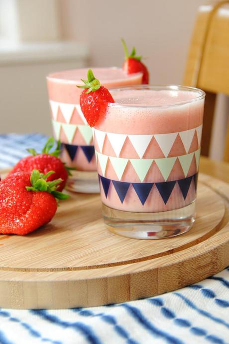 Vegan Coconut Almond & Strawberry Milkshake