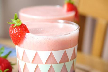 Vegan Strawberry Milkshake