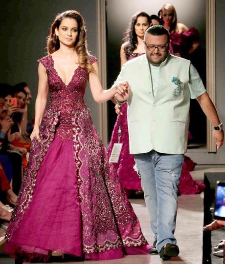 Amazon India Couture Week 2015: 9 Best Showstoppers Outfit!