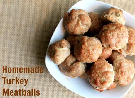 Homemade turkey meatballs. So delicious and so easy to make. 