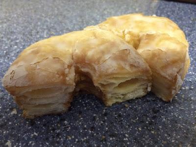 Today's Review: Dunkin' Donuts Croissant Donut