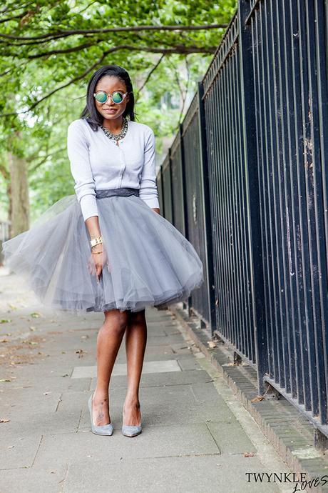 GREY TULLE