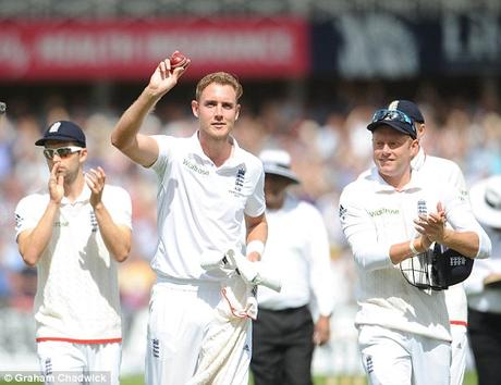 Stuart Broad's day Out ..... Australia humbled for 60 !!