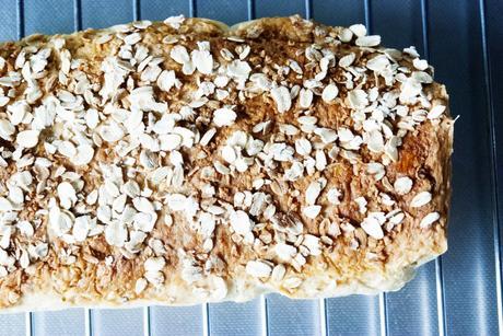 Honey and Oat Bread