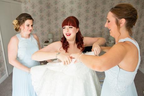 Barmbyfield Barn Wedding Photography Bride Preparation