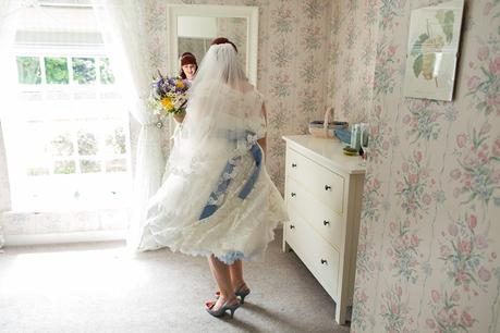 Barmbyfield Barn Wedding Photography Bride Preparation