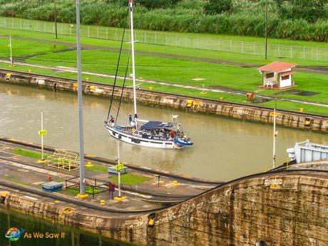 Small sailboat completing the transit.