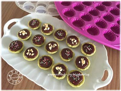 Easy Ganache Tarts