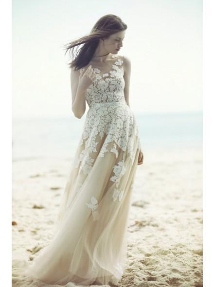 Perfect Gowns for an Outdoor Wedding