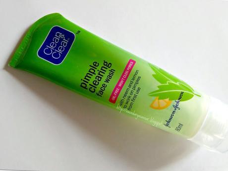 Clean and Clear Pimple Clearing Face Wash: Review