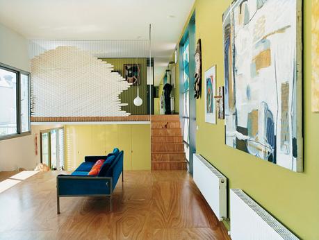 bellemo and cat house living room stairs bedroom 0