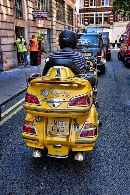 A Colourful #London Day