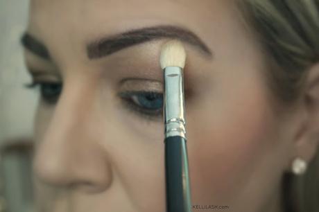 How To • Create a 5-Minute Everyday Bronze Eye
