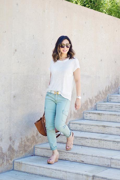 how to wear cargo pants, CAbi Celadon Cargo pant, linen tee, how to wear a linen tee, summer outfit idea