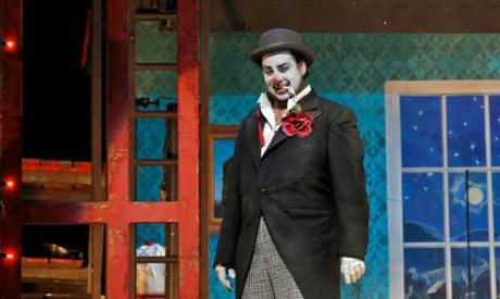 Marcelo Alvarez as Pagliaccio (Met Opera)