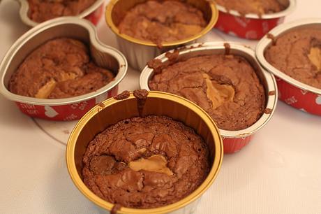 Brownie Cakes in Cute Containers