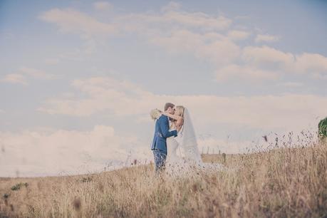 Dani & Matt. A Classically Beautiful Waiheke Wedding by Jessica Photography