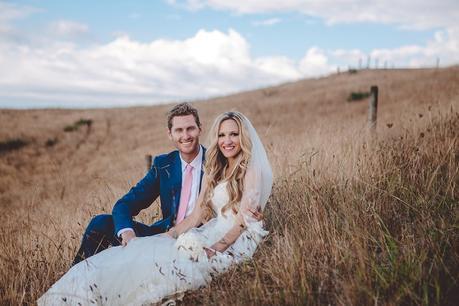 Dani & Matt. A Classically Beautiful Waiheke Wedding by Jessica Photography