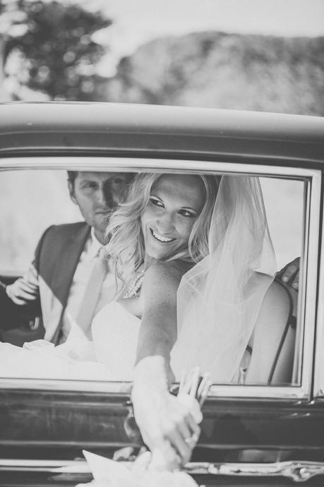 Dani & Matt. A Classically Beautiful Waiheke Wedding by Jessica Photography