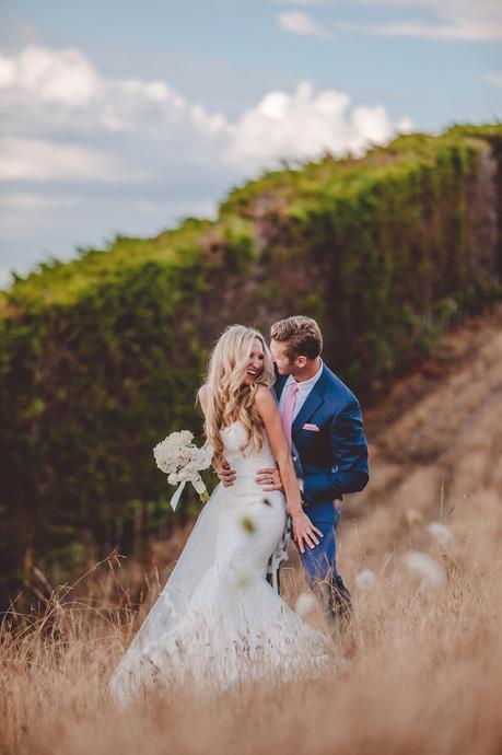 Dani & Matt. A Classically Beautiful Waiheke Wedding by Jessica Photography