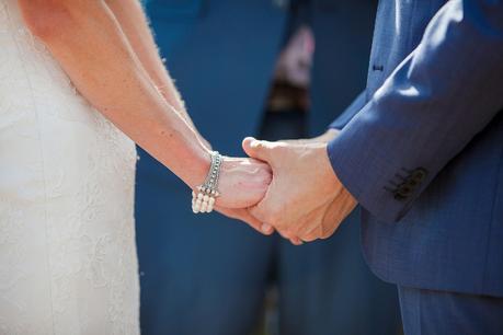 Dani & Matt. A Classically Beautiful Waiheke Wedding by Jessica Photography