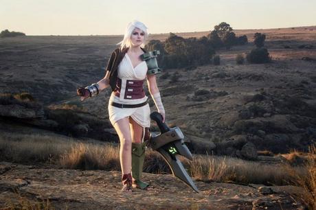 riven___league_of_legends_by_kinpatsu_cosplay-d95lxnl
