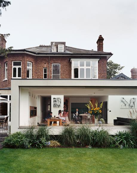 London house backyard addition