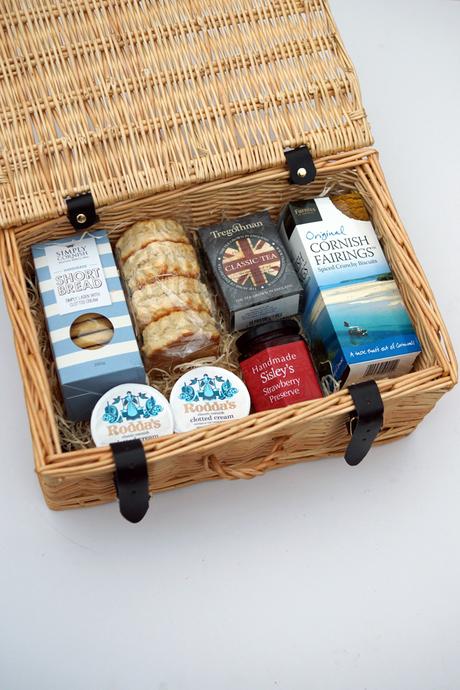 Hello Freckles Cornish Cream Tea Hamper