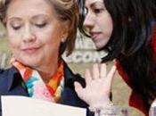 Hillary’s ‘arrogant’ Aide Huma Abedin Tried Force Past Secret Service Agents Without Expected Them Carry Luggage