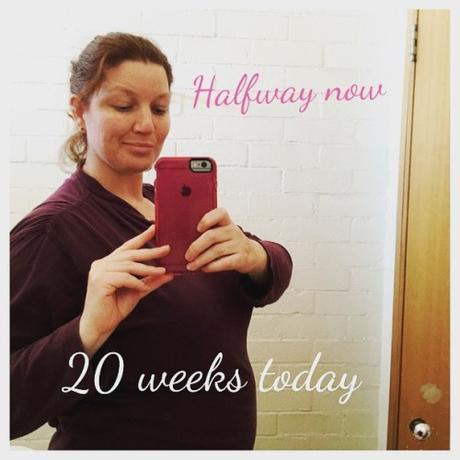 Today I'm 20 weeks with baby number 3. I'm at the half way mark if I go to term. If you had premmie twins before and then had a singleton, did you go full term? #pregnant #pregnancy #twins #singleton #20weekstoday #parenting