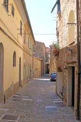 Tuscan Gems – Campiglia Marittima