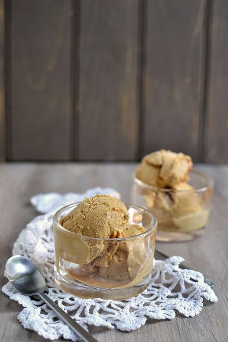 Eggless Dulche de Leche Ice Cream