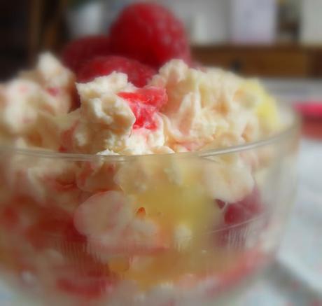 A deliciously simple Lemon and Raspberry Dessert