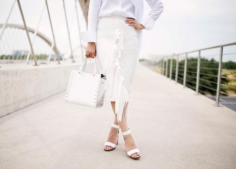 what to wear to diner en blanc, palmer harding fringe skirt a/w 14, all white outfit, stila beso lipstick