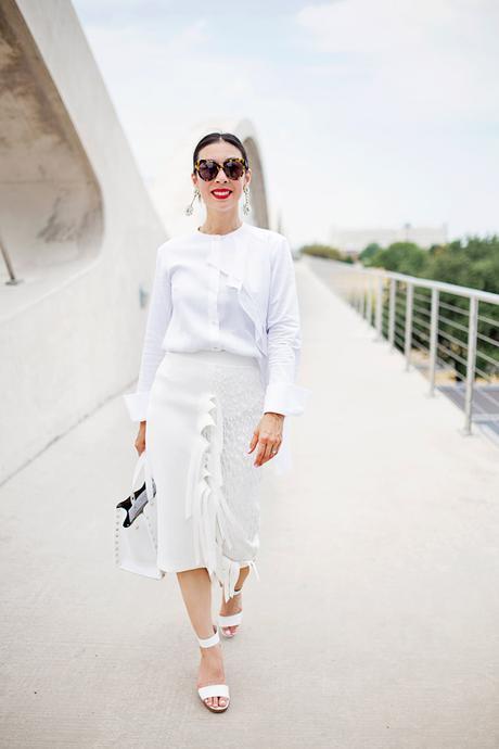 what to wear to diner en blanc, palmer harding pages top and fringe skirt a/w 14, all white outfit, oscar de la renta jeweled drop earrings