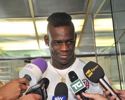 Transfer window ~ AC Milan gags Mario Balotelli with good behaviour clause