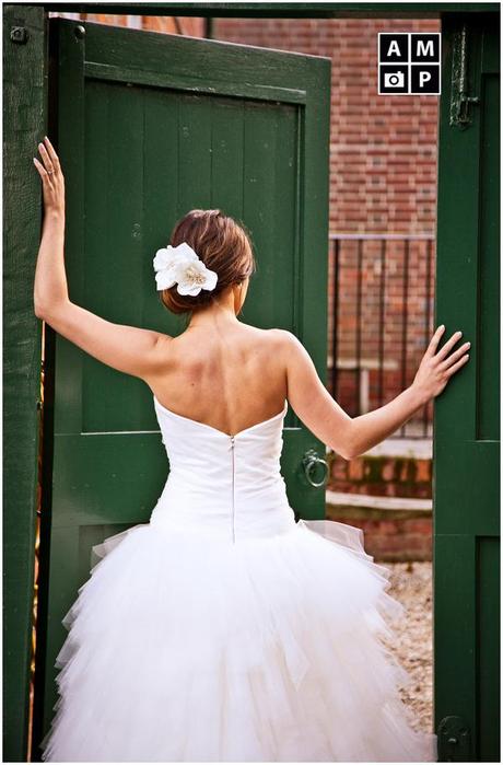 The beautiful brides I photographed during 2011 and their unique style – Part 1