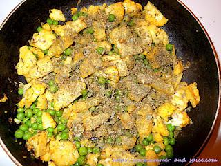Cauliflower & Peas Recipe (Phul Gobi Matar )