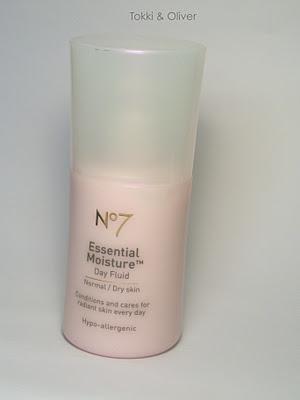 No 7 Essential Moisture Day Fluid